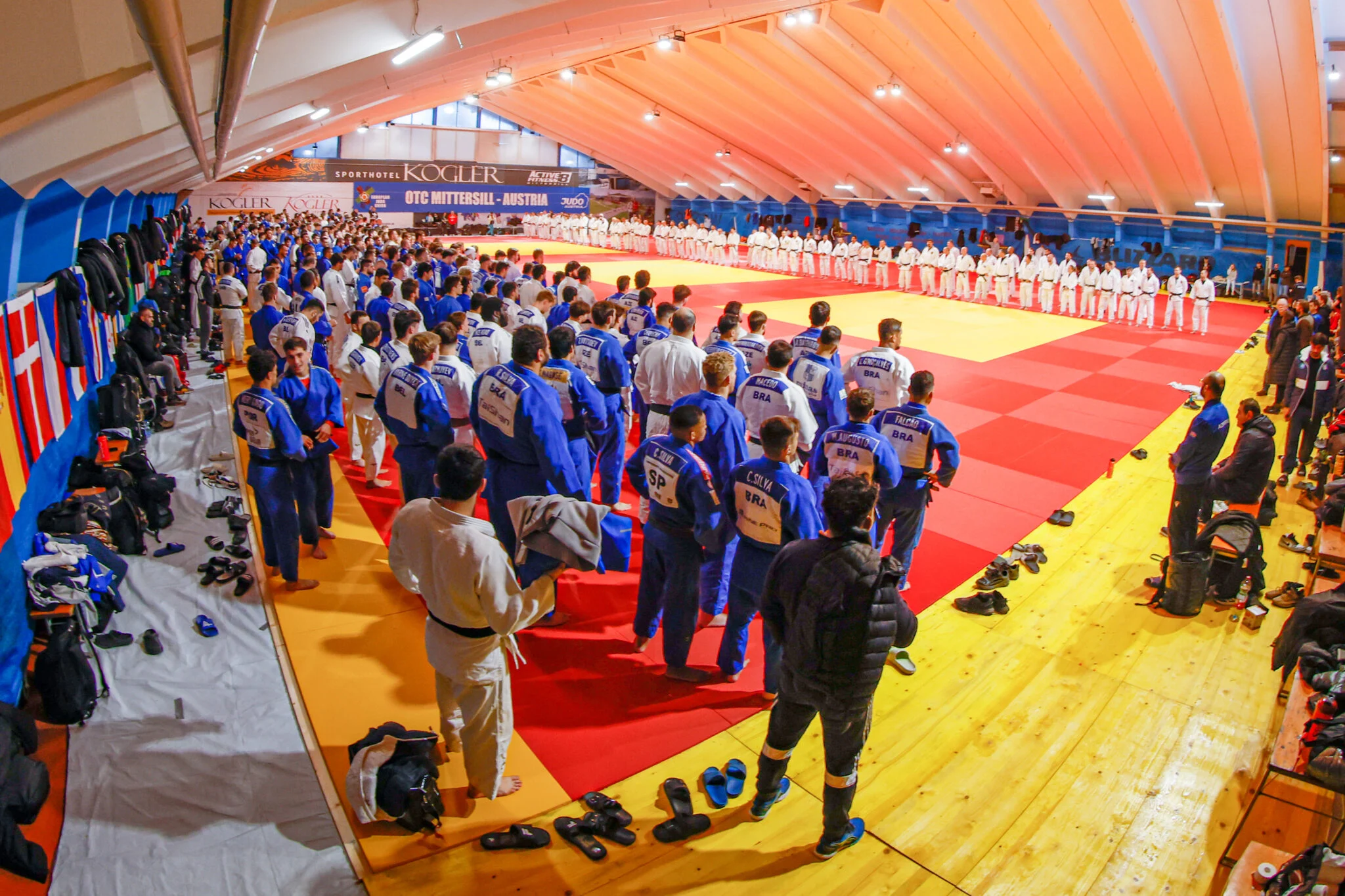 Asier y Ariane, en el primer entrenamiento de Judo del año en Mittersill 07-01-25